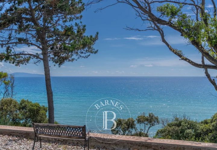 Villa a Ajaccio, Corse-du-Sud, Ajaccio - € 1.272.000 | Ref: RVA54 - foto 1