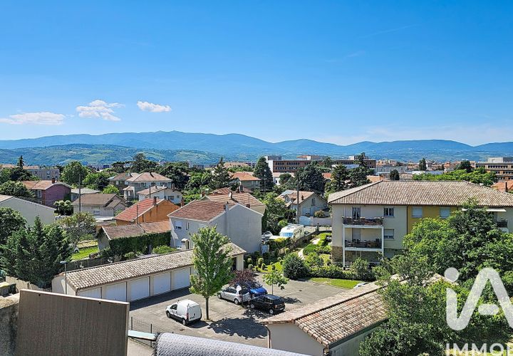Apartament a Roussillon, Isere, Roussillon - € 700/mes | Ref: 27677 - foto 1