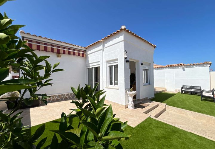 Villa i Orihuela, Alicante, Orihuela - € 319.000 | Ref: C-1144 - foto 1