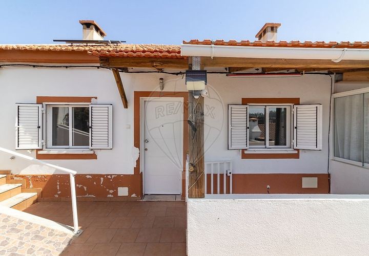 Villa a Loures, Lisbon, Loures - € 260.000 | Ref: 120612552-4 - foto 1
