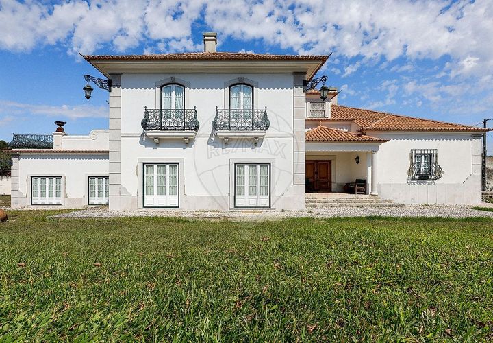 Villa a Loures, Lisbon, Loures - € 3.000.000 | Ref: 120612332-31 - foto 1