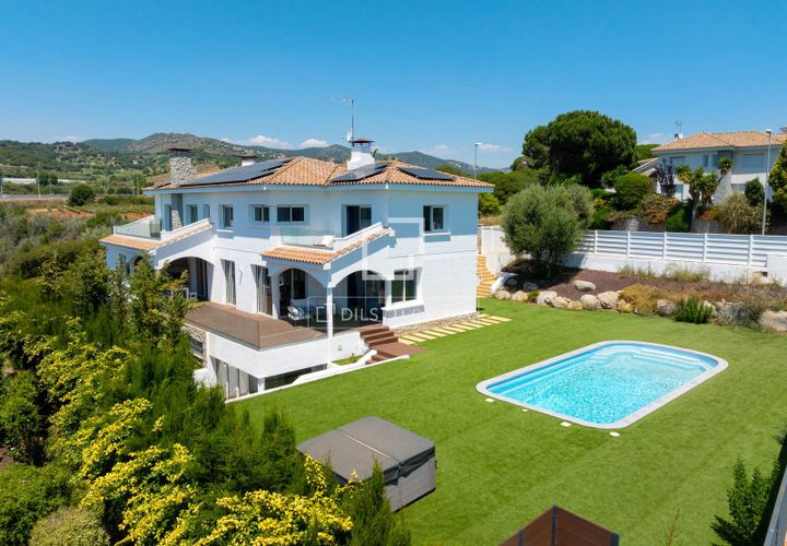 Villa a Alella, Barcelona, Alella - € 1.750.000 | Ref: MRS70002 - foto 1
