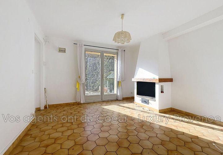 Leilighet i Gardanne, Bouches-du-Rhone, Gardanne - € 214 000 | Ref: 889V703A - foto 1