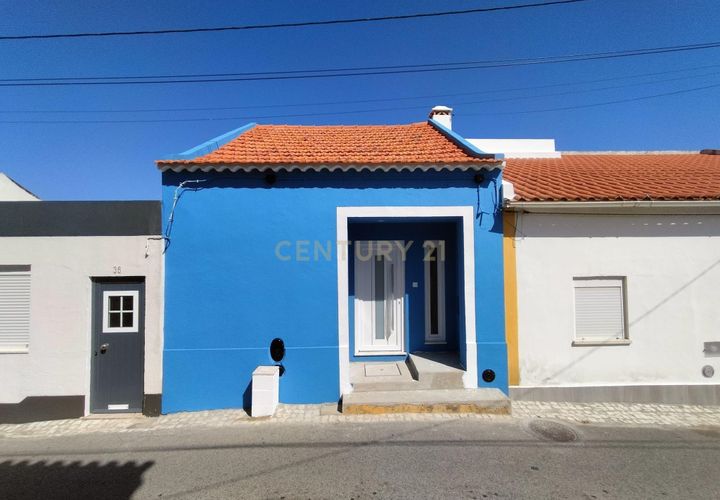 Villa i Azambuja, Lisbon, Azambuja - € 250.000 | Ref: C0383-01431 - foto 1