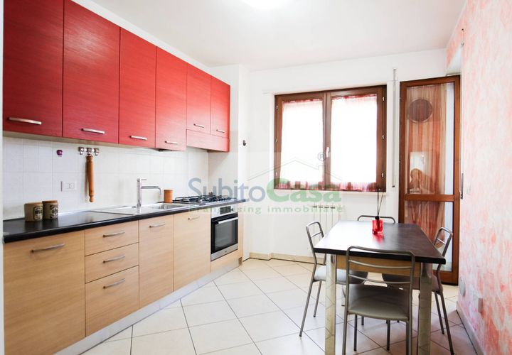 Villa a Chieti, Chieti, Chieti - € 320/mes | Ref: E 386 - foto 1