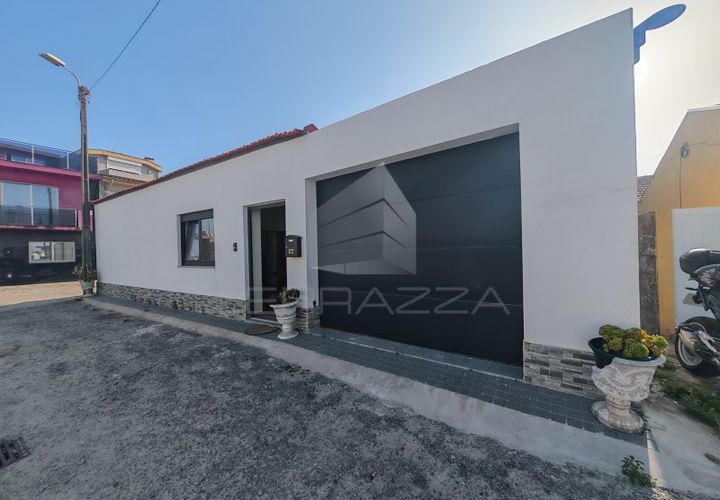 Villa a Espinho, Aveiro, Espinho - € 320.000 | Ref: TRZ_MM_856 - foto 1