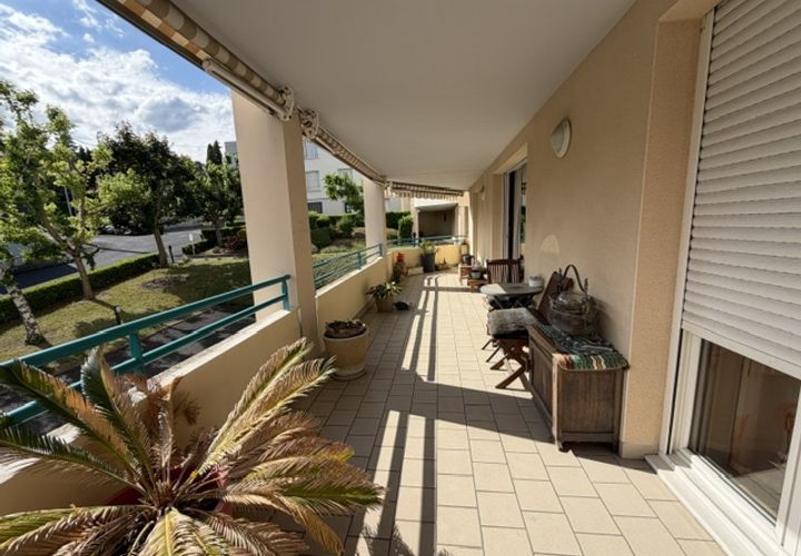 Lejlighed i Chamalieres, Puy-de-Dome, Chamalieres - € 282.000 | Ref: 1509_h - foto 1