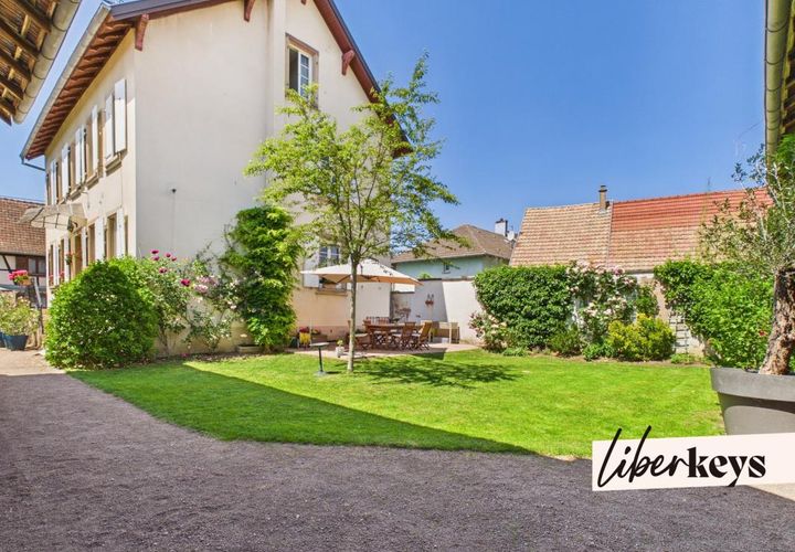 Villa a Quatzenheim, Bas-Rhin, Quatzenheim - € 700.000 | Ref: DOM32820 - foto 1