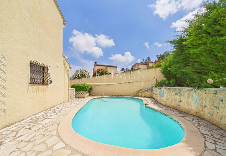 Villa i Cagnes-sur-Mer, Alpes-Maritimes, Cagnes-sur-Mer - € 750.000 | Ref: 87006350 - foto 1