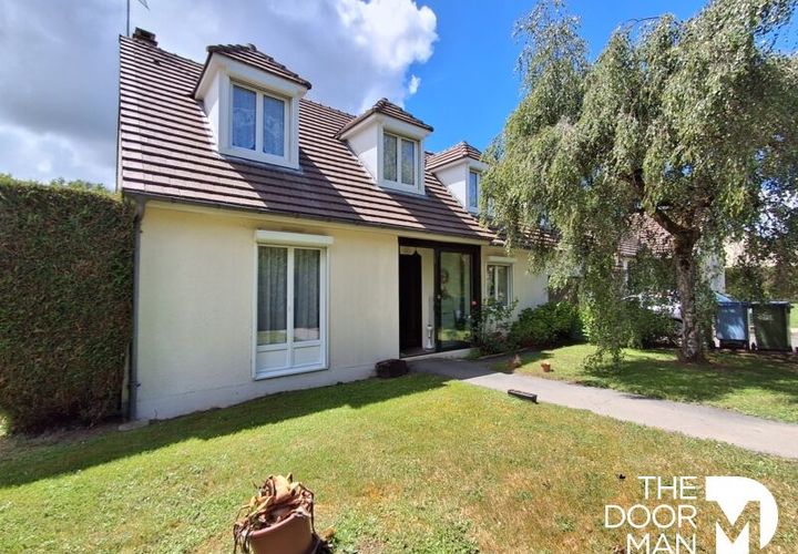 Villa a Rambouillet, Yvelines, Rambouillet - € 390.000 | Ref: 10178 - foto 1