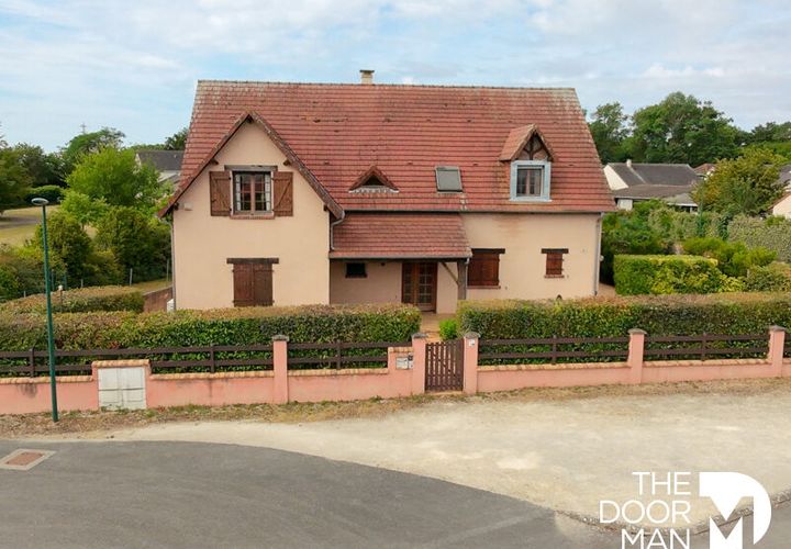 Villa a Trouy, Cher, Trouy - € 376.000 | Ref: 10018 - foto 1