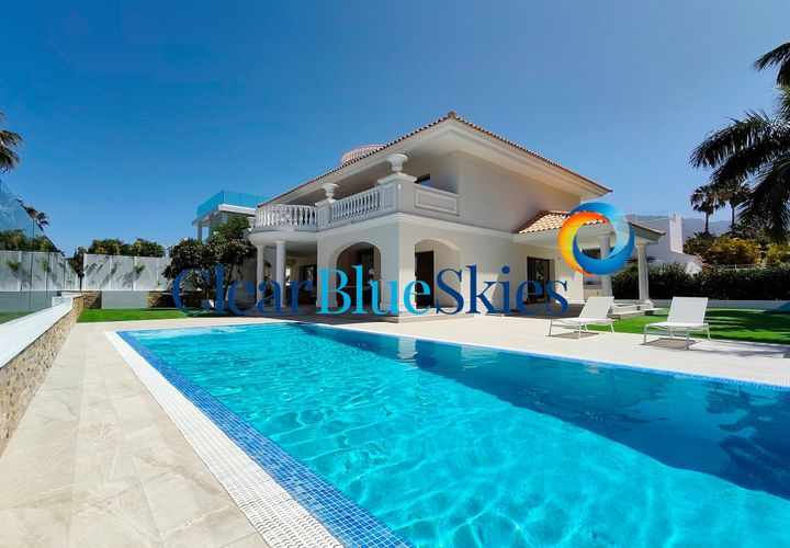 Villa en Adeje, Tenerife, Adeje - € 3.500.000 | Ref: 9088 - photo 1