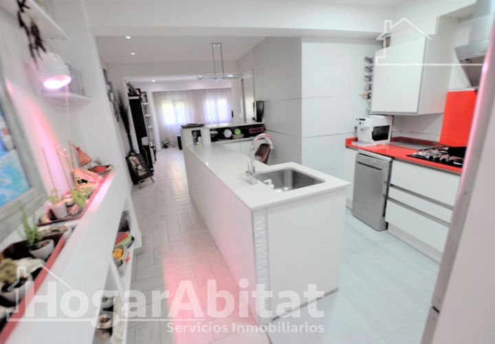 Lejlighed i Valencia, Valencia, Valencia - € 255.000 | Ref: 000BUR255.FV/3716 - foto 1