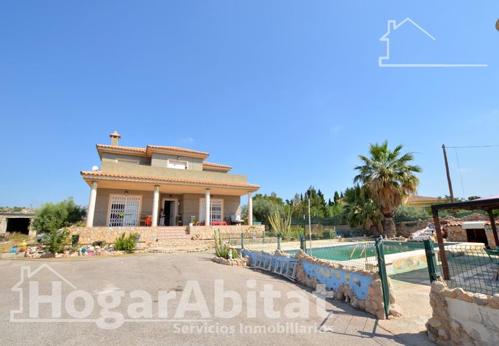 Villa i Alicante, Alicante, Alicante - € 435.000 | Ref: 140ARB435.FPV-A/3716 - foto 1