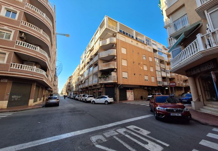 Penthouse i Torrevieja, Alicante, Torrevieja - € 254 900 | Ref: 35753 - foto 1