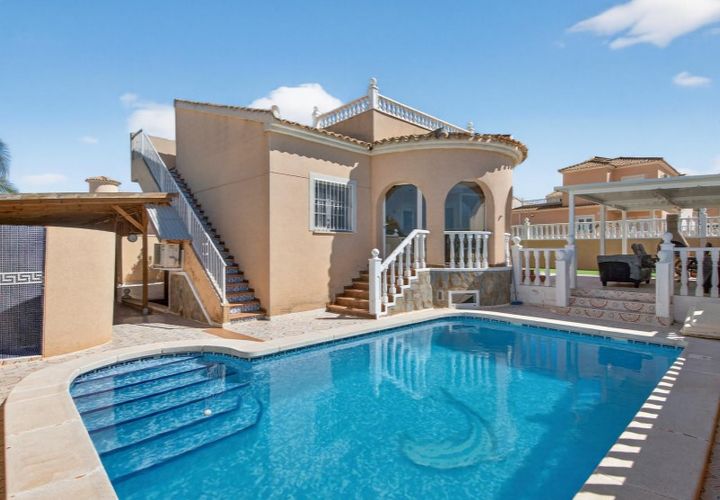 Villa en Benijofar, Alicante, Benijofar - € 329.000 | Ref: CH-Z530 - photo 1