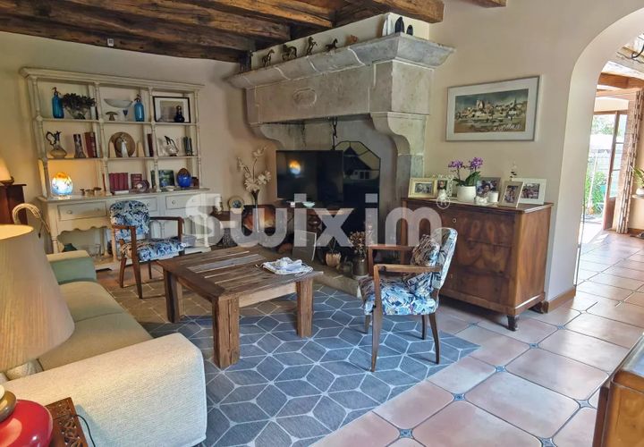 Villa i Pesmes, Haute-Saone, Pesmes - € 250 000 | Ref: 19046FB - foto 1