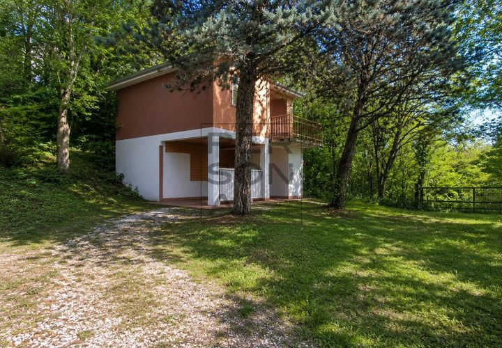 Villa a Rovereto, Trento, Rovereto - € 105.000 | Ref: FP-050 - foto 1