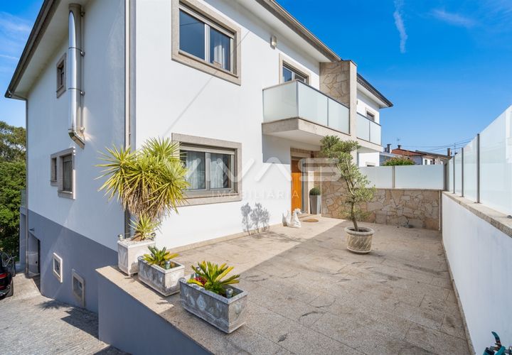 Villa i Vila Verde, Braga, Vila Verde - € 394.900 | Ref: 01-3841 - foto 1
