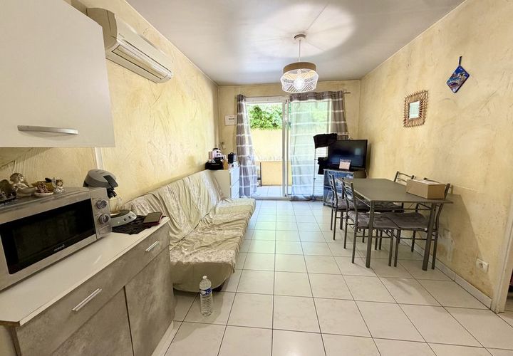 Lejlighed i Marseille, Bouches-du-Rhone, Marseille - € 158.000 | Ref: CDA - foto 1