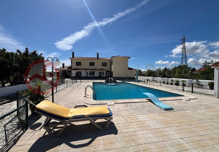 Villa i Quinta do Conde, Setubal, Quinta do Conde - € 750.000 | Ref: 4971JC4 - foto 1