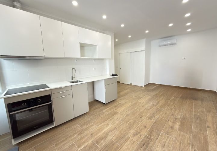 Apartament a Matacaes, Lisbon, Matacaes - € 1.200/mes | Ref: 3385-T2UAM - foto 1