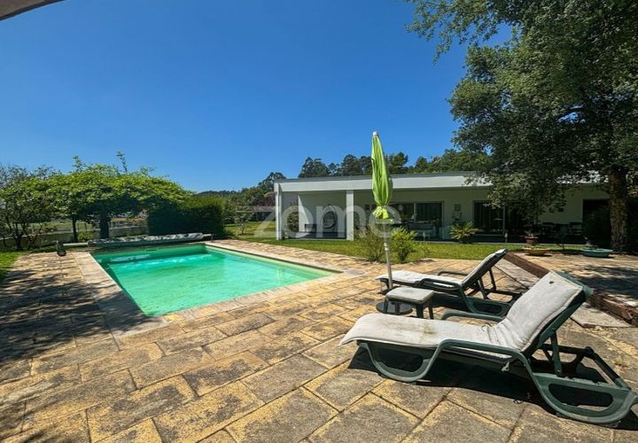 Villa i Vila Verde, Braga, Vila Verde - € 780 000 | Ref: ZMPT565549 - foto 1