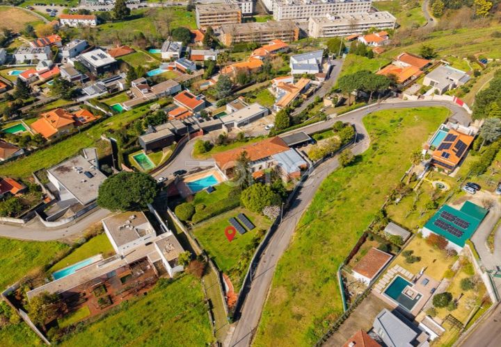 Grond in Braga, Braga, Braga - € 600.000 | Ref: ZMPT589604 - foto 1