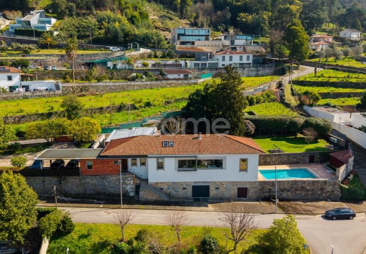 Villa i Braga, Braga, Braga - € 1.500.000 | Ref: ZMPT589603 - foto 1