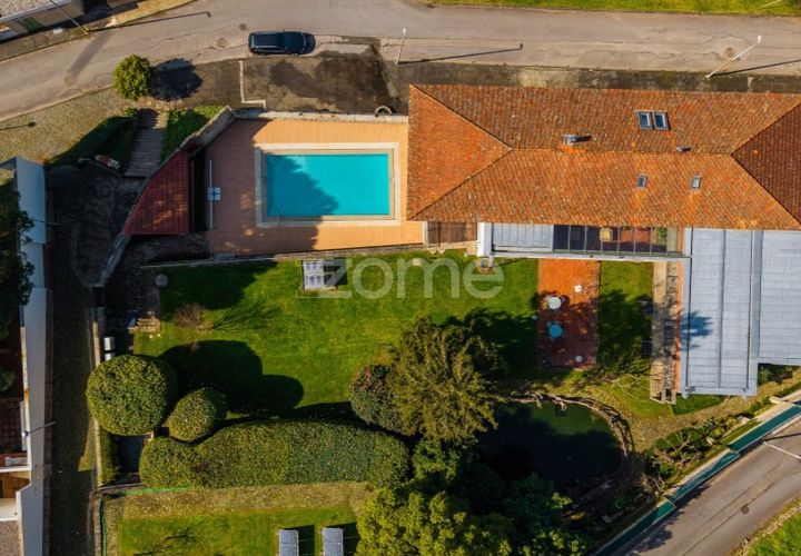Villa en Braga, Braga, Braga - € 1.500.000 | Ref: ZMPT589603 - photo 1