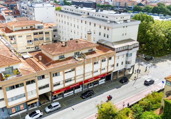 Apartament a Espinho, Aveiro, Espinho - € 1.650.000 | Ref: ZMPT589551 - foto 1
