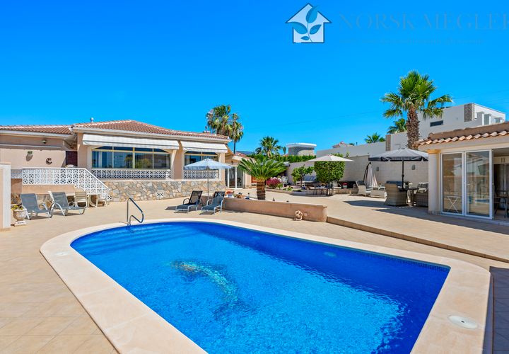 Villa i Rojales, Alicante, Rojales - € 559.000 | Ref: Ciudad Quesada - foto 1