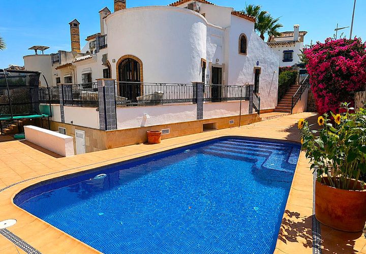 Villa en Algorfa, Alicante, Algorfa - € 449.900 | Ref: 900O72744 - photo 1