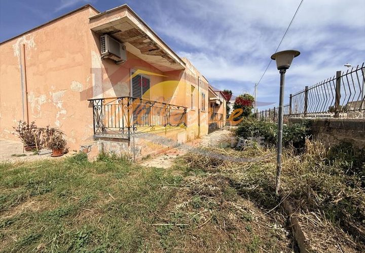 Villa i Siracusa, Siracusa, Siracusa - € 118.000 | Ref: RIF2981/118CITTAGIARDINO - foto 1