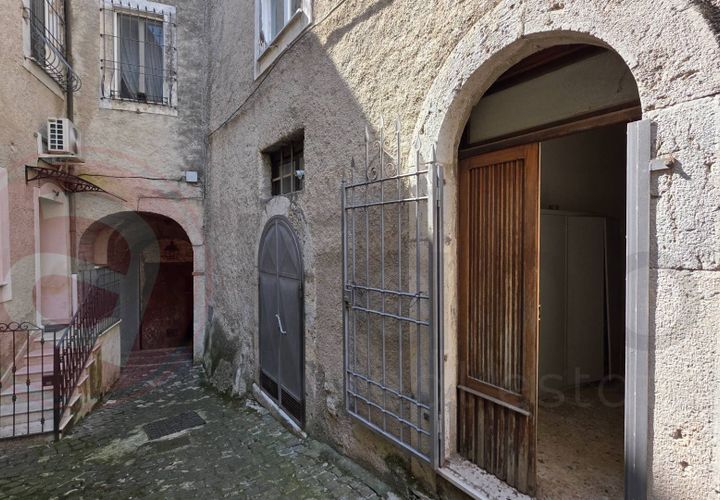 Erhvervsejendom i Arce, Frosinone, Arce - € 39.000 | Ref: AC99-149-1759 - foto 1