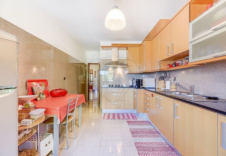 Lejlighed i Amadora, Lisbon, Amadora - € 440.000 | Ref: PE-123751446-22 - foto 1