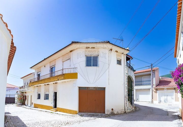 Villa i Alenquer, Lisbon, Alenquer - € 285.000 | Ref: PE-123751599-46 - foto 1