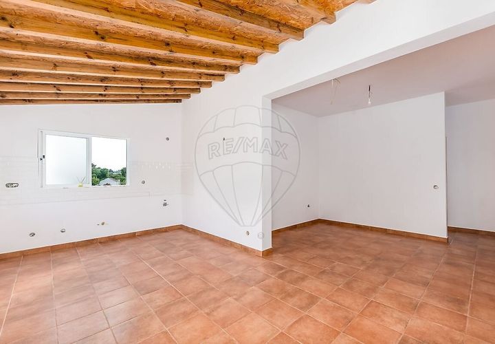 Villa i Azambuja, Lisbon, Azambuja - € 217.000 | Ref: PE-123751738-2 - foto 1