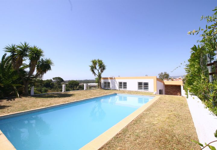 Villa i Setubal, Setubal, Setubal - € 575.000 | Ref: TRI-122-26-AM - foto 1