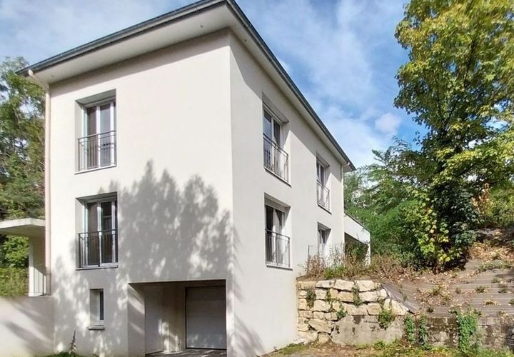 Villa a Saint-Chamond, Loire, Saint-Chamond - € 1.420/mes | Ref: 881621 - foto 1