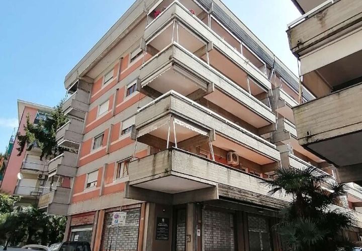 Lejlighed i Rapallo, Genoa, Rapallo - € 96.071 | Ref: GE15/25LU-3107-26-1430 - foto 1