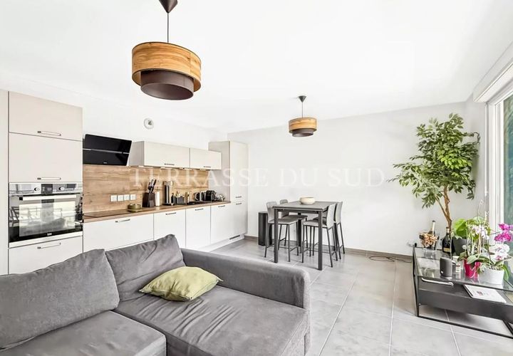 Lejlighed i Marseille, Bouches-du-Rhone, Marseille - € 299.000 | Ref: getkey_u_534074615 - foto 1