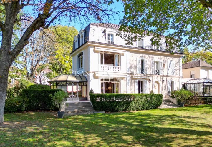 Villa i Le Vésinet, Yvelines, Le Vésinet - € 3.950.000 | Ref: 87083842 VM P - foto 1