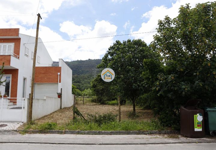 Helårsgrund i Lousa, Coimbra, Lousa - € 45.000 | Ref: 31TC4291 - foto 1