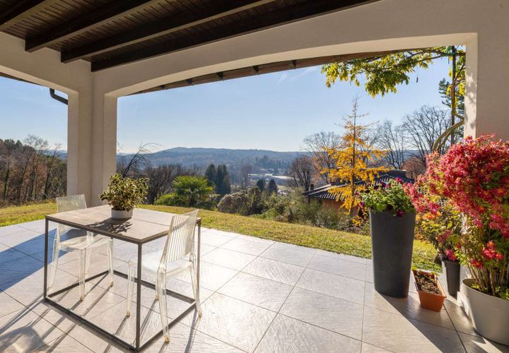 Villa a Taino, Varese, Taino - € 440.000 | Ref: W-049HJ7-1366676 - foto 1