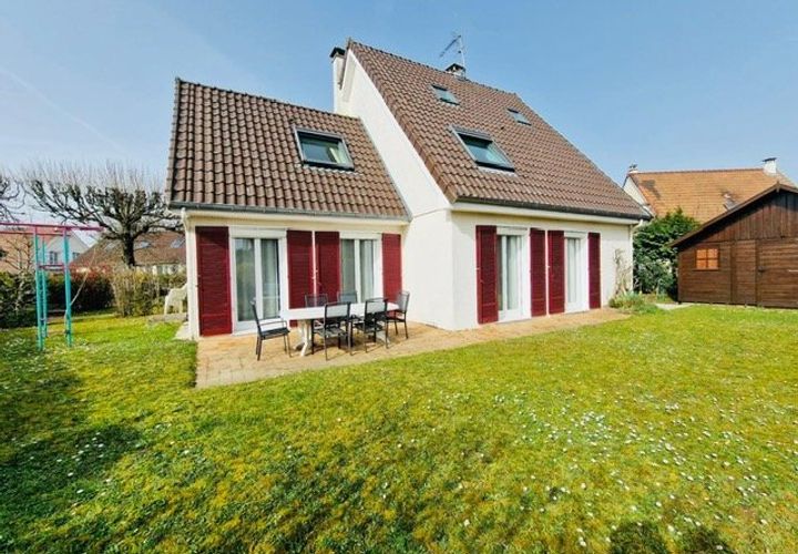 Villa a Pontault-Combault, Seine-et-Marne, Pontault-Combault - € 370.000 | Ref: 3011442307 - foto 1