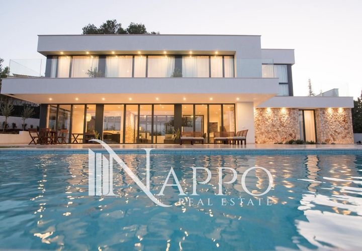 Villa a Santa Ponsa, Mallorca, Santa Ponsa - € 12.000/mes | Ref: 5093 - foto 1