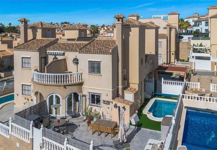 Villa i Orihuela Costa, Alicante, Orihuela Costa - € 269.000 | Ref: MI23-S2481 - foto 1