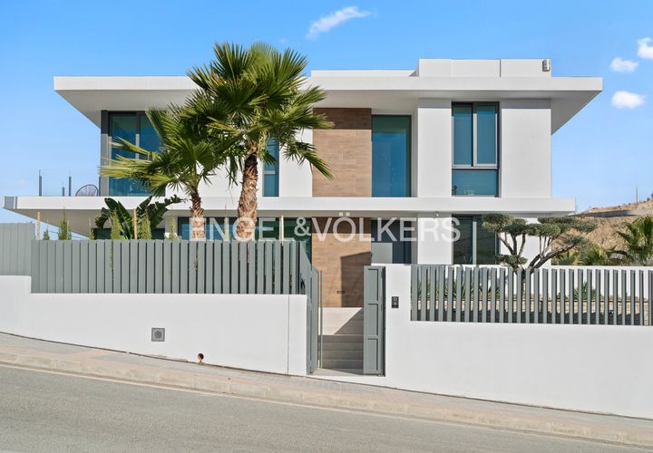 Villa i Benidorm, Alicante, Benidorm - € 1.450.000 | Ref: W-02NDV4 - foto 1