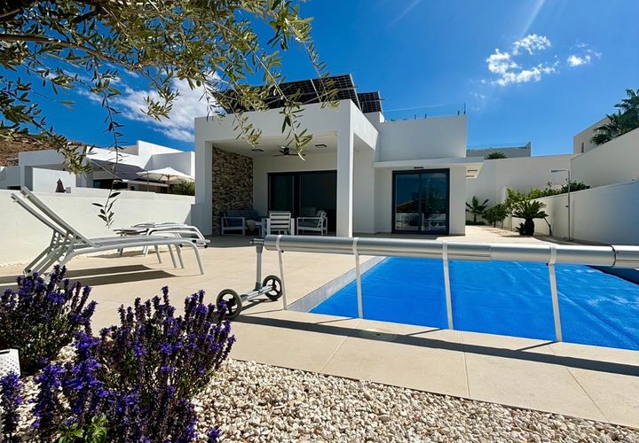 Villa i Benijofar, Alicante, Benijofar - € 589.000 | Ref: 87949520-01 - foto 1